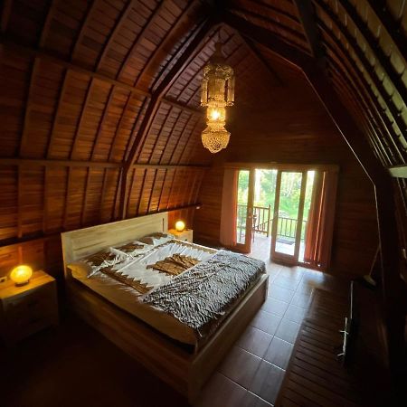 Sugita Wooden House Hotel Пайанган Екстериор снимка