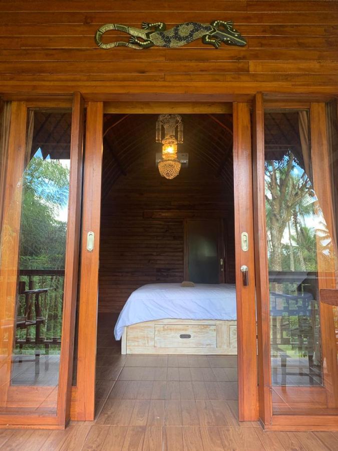 Sugita Wooden House Hotel Пайанган Екстериор снимка